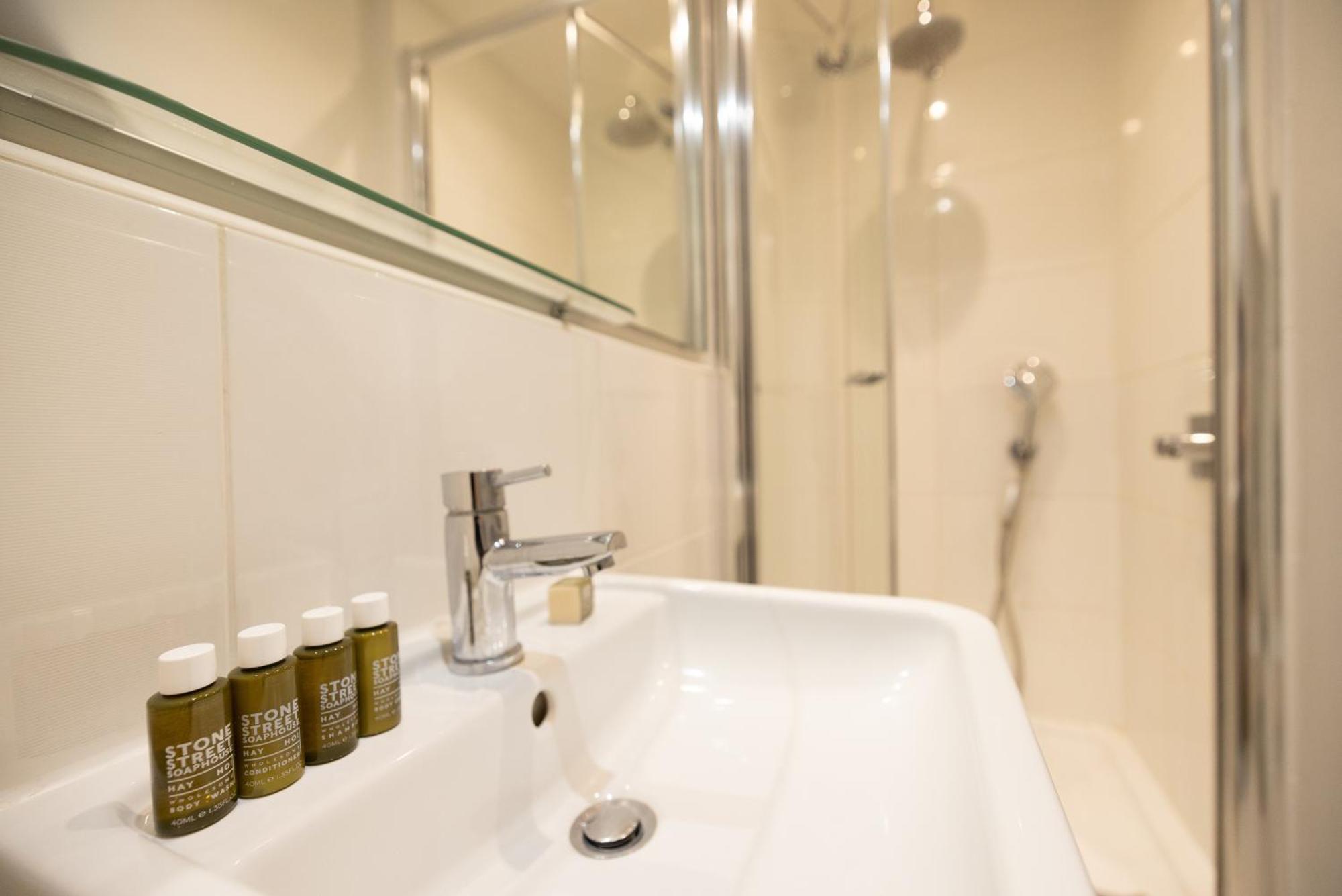 Gorgeous 3 B Edroom Home In Little Venice Лондон Экстерьер фото